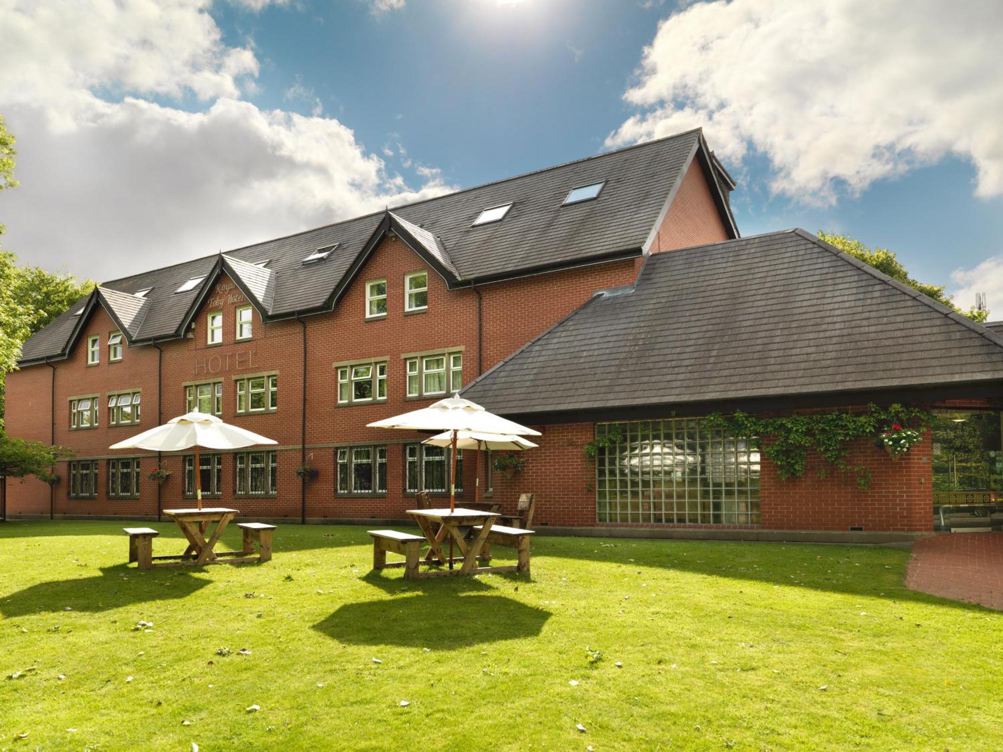 The Royal Toby Hotel Rochdale Exteriör bild